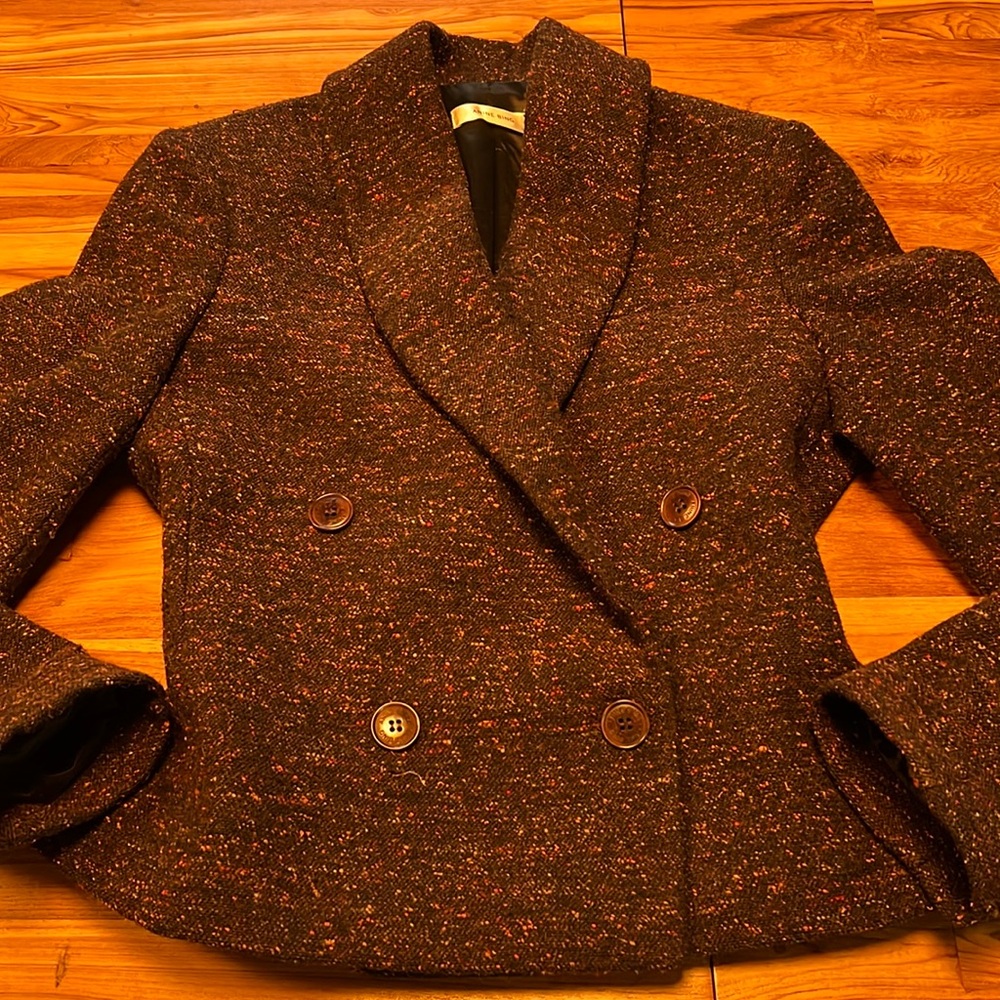 Annie Bing shawl collar blazer. Size 4. Wool blend P2P 17” L21”